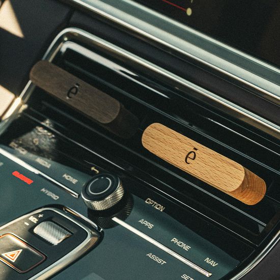 에룸포 우드바 차량용방향제 새차선물 명품 디퓨저