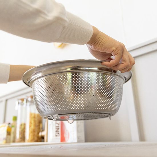 실버스타 304 일체형 무연마제 스텐 타공채반 중 24cm