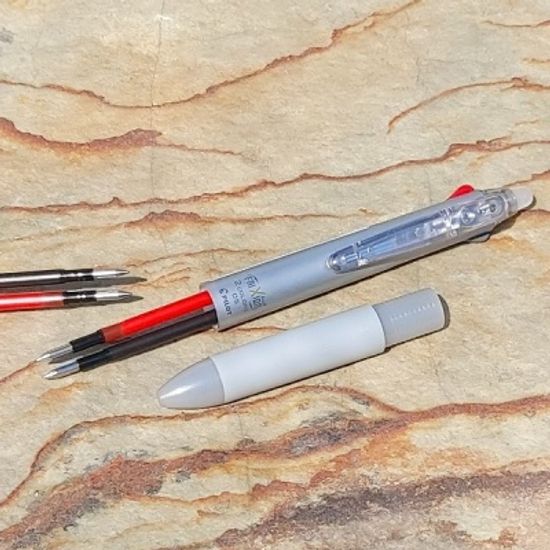 파이롯트 프릭션 지워지는 0.5mm 2색볼펜 멀티펜 40EF