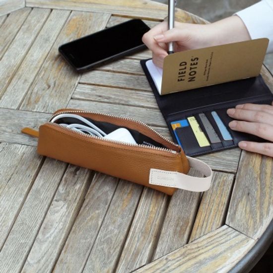 Zippered Pencil Case (가죽)탄