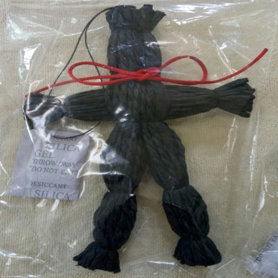 지푸라기 저주 인형 짚신 인형 분풀이 스트레스 해소