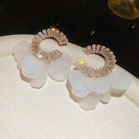 화려한 C자형 큐빅 꽃잎 플라워 드롭 패션 빅 귀걸이