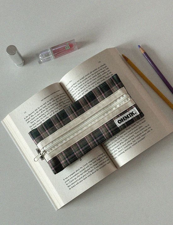 Pencil Pouch - Green Pink [004]