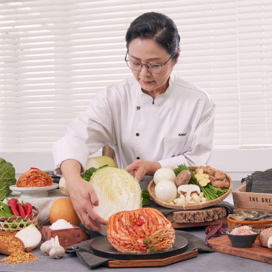 국내산 100% 명인 이선희 포기김치 골라담기