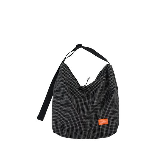 F137 캥거루백 블랙 그리드스탑