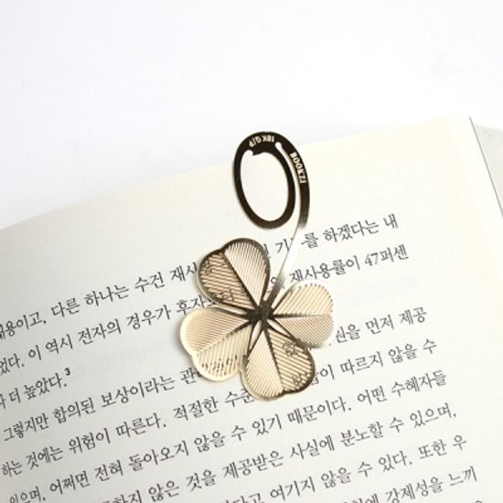 북마크 카드 클로버