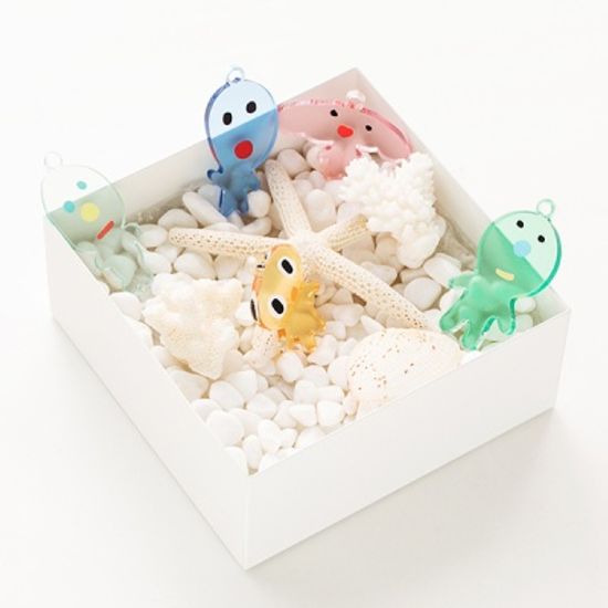 페블리 아크릴 키링