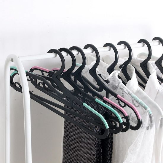 어깨 뿔 방지 미끄럼방지 논슬립 옷걸이