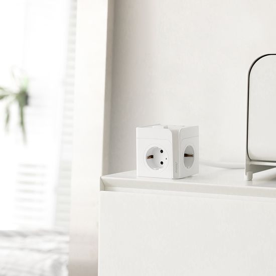 무아스 더 큐브 마그넷 3구 USB 고용량 멀티탭 C타입