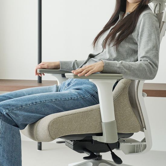 허리 편한 학생용 사무용 의자 피치트렌디 힙체어
