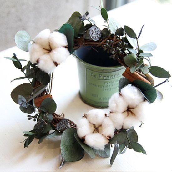 목화와 유칼립투스 리스