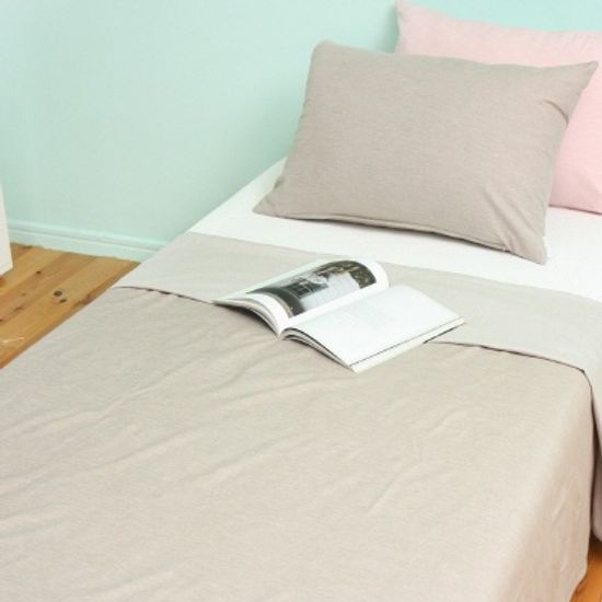 부드러운 멜란 브라운 여름이불