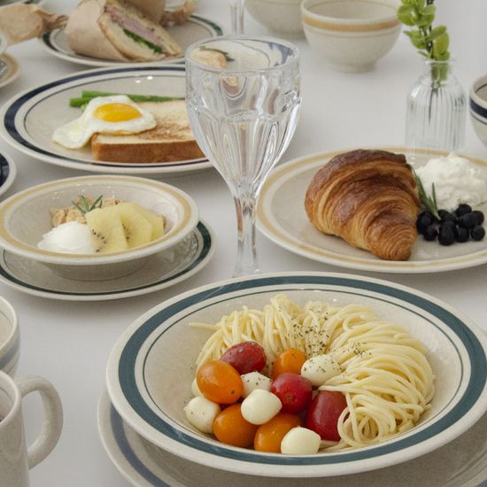 카네수즈 노블 미트 접시 24cm 4종 택1