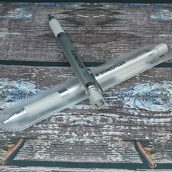 스테들러 알루미늄바디 1.3mm 샤프펜슬 실버 925 25