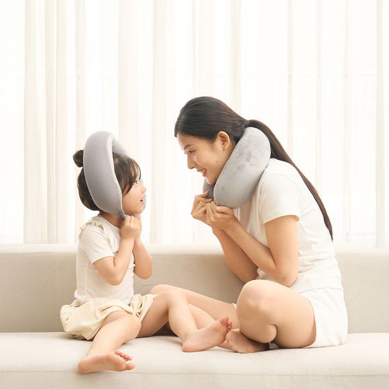 지티스 양면 접히는 기내용 다용도 목베개