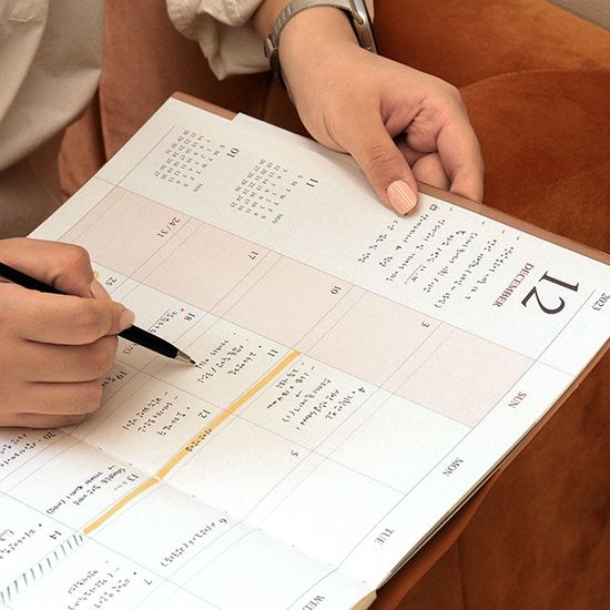 2024 오피셜 빅 먼슬리 스케줄러 (날짜형 A4 월간)