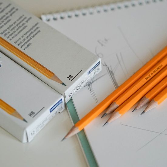 스테들러 스케치_필기용 연필 134 옐로우펜슬 1다스