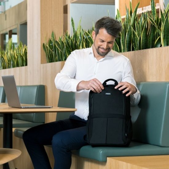 디코타 D31429 13-15.6인치 노트북가방 백팩