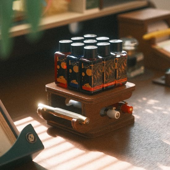 쿠오뜨 컵펜 트레이 (코스터/펜 레스트/펜 거치대)