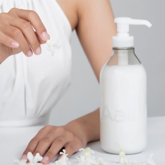 에이올 용암해수 천연 비건 무실리콘 바디로션 650mL