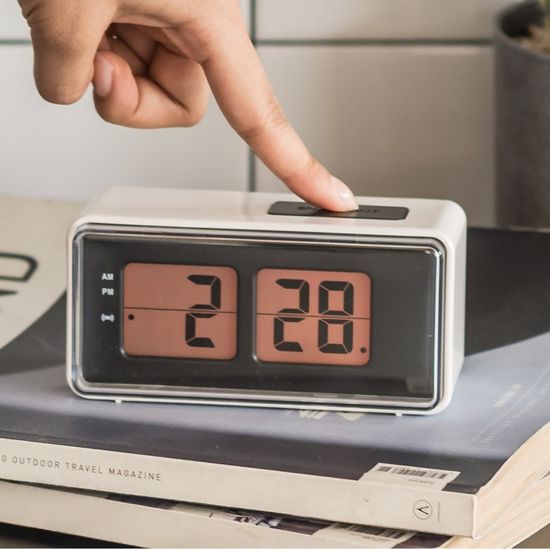 이코노미쿠스 레트로 무소음 건전지 알람 탁상 시계