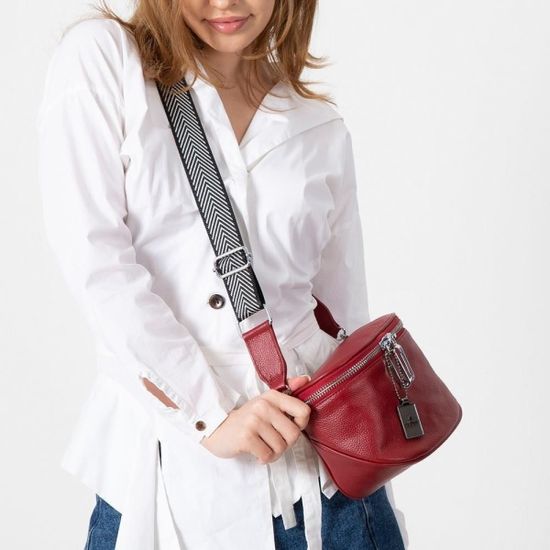 부드러운 느낌 스퀘어 쉐입 여성 가죽크로스백 가방[W