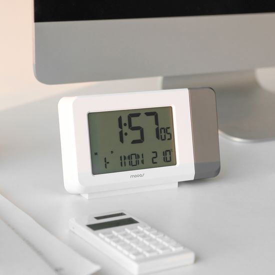 무아스 클리어빔 프로젝션 탁상시계 온도 달력 알람