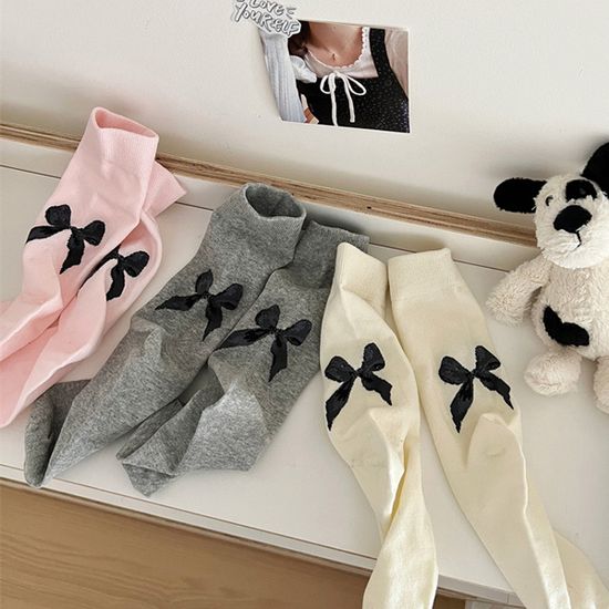 라로 뒷목 리본 프린팅 데일리 장목 양말