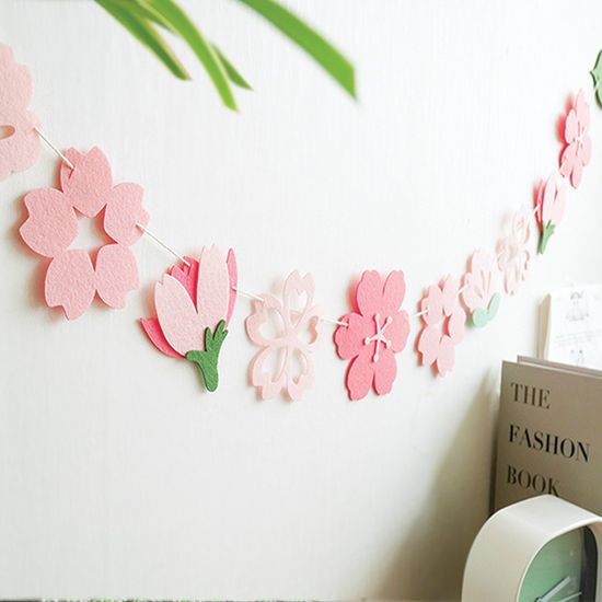 벚꽃 가랜드 데코