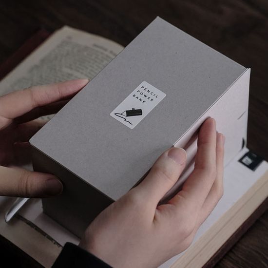 [컴포지션스튜디오x교보문고] 연필 보조배터리 세트