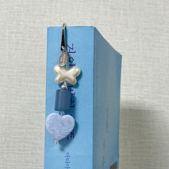 [선물 포장] sky blue heart bookmark