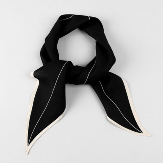 [베네]울실크 라인 마름모 스카프