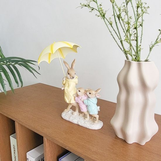 크림옐로 토끼 나들이 소풍