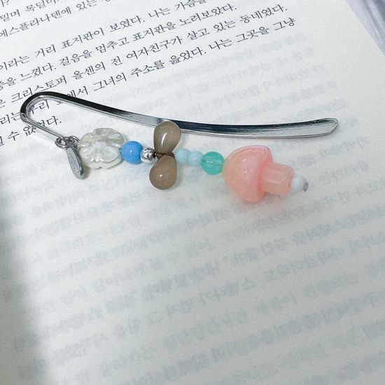   [선물 포장] pink mushroom bookmark