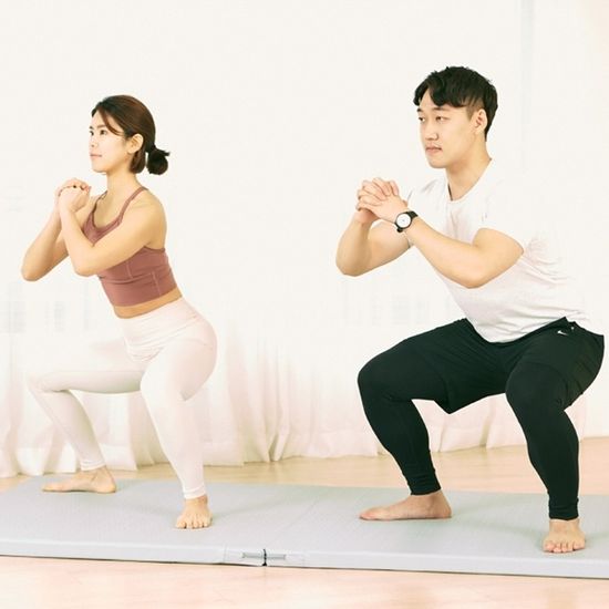 무독성 실리콘 홈트매트 두꺼운 접이식 요가 매트