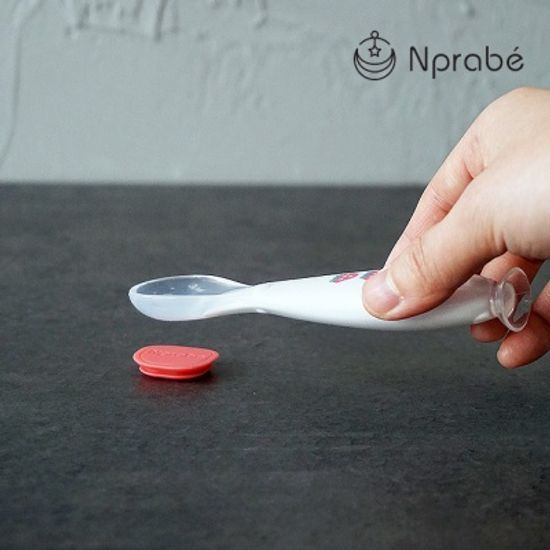 실리콘 이유식스푼 유아숟가락 흡착기능 케이스포함