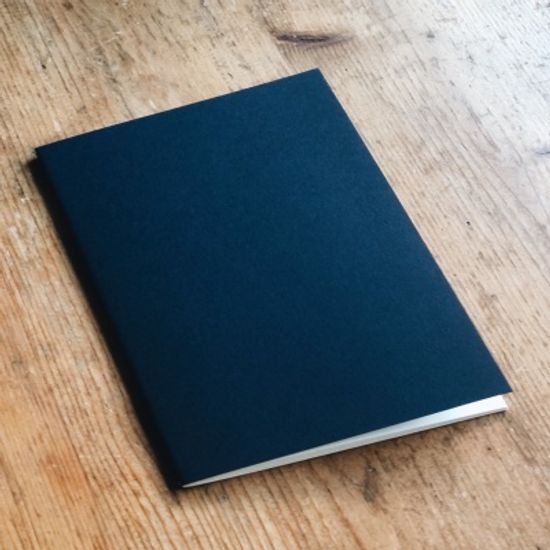 복면사과까르네 PSG: 타블렛 라인 RER B Bleu