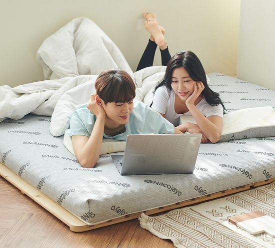 나코자요 12cm 체압분산 침대 토퍼 매트리스