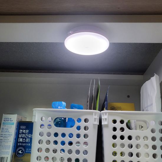 노바리빙 LED 무선 원형 센서등 현관 베란다 계단 