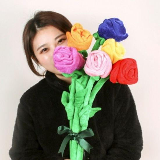 장미꽃다발인형 플라워봉제 성년의날 졸업식선물
