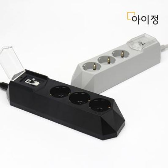 아이정 고용량 과부하차단 멀티탭 3구 30CM 짧은선
