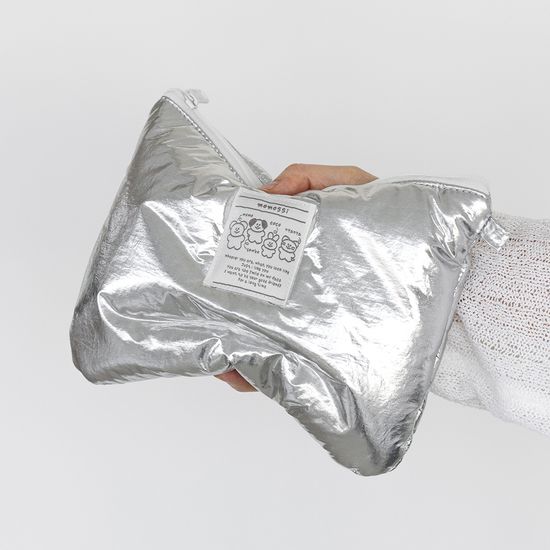 모모씨 마시멜로 플랫 파우치 silver