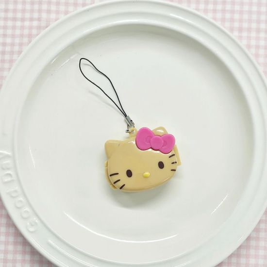 산리오 태닝 키티 케이스 키링(WFJA3AD)