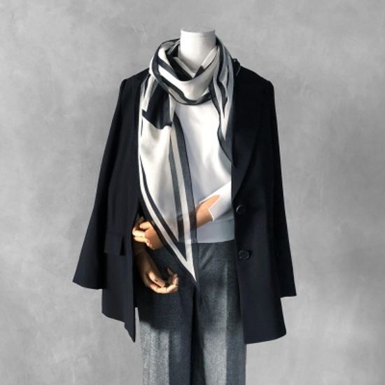 [베네]H 빅마름모 스카프