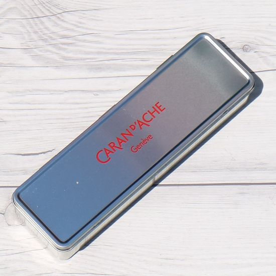 까렌다쉬 대용량 양철필통/철제 펜슬케이스 XL 505