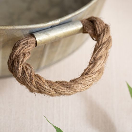 낮은 높이 양철 바스켓