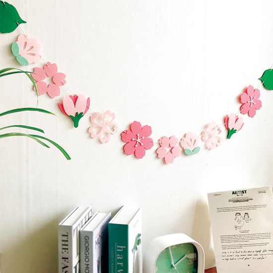 벚꽃 가랜드 데코