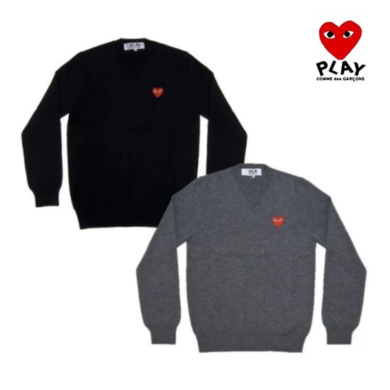 꼼데가르송 하트 와펜 브이넥 울 니트 스웨터