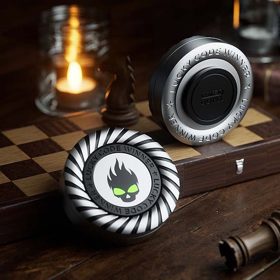 리틀 데빌 고급 야광 메탈 피젯스피너 핑거 핸드 토이