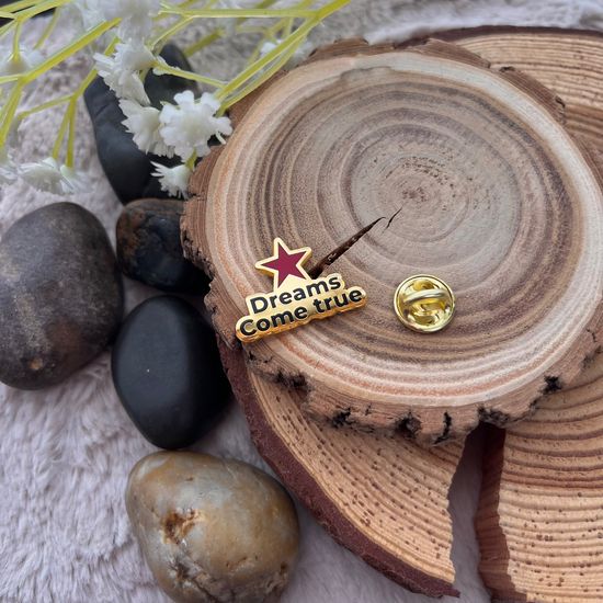 Dreams Come true 뱃지